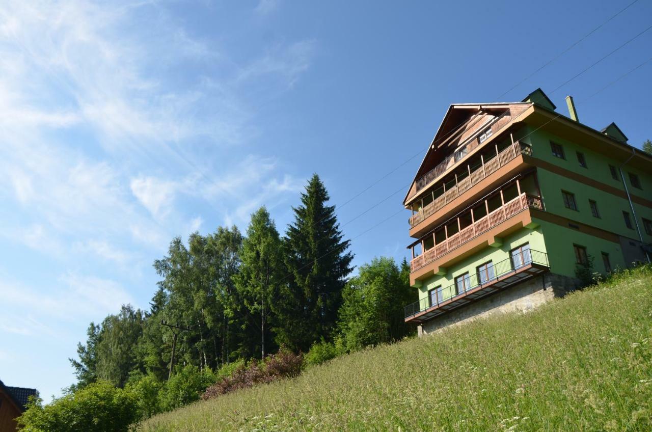 Apartmany Karlov Pod Pradedem Мала-Моравка Экстерьер фото